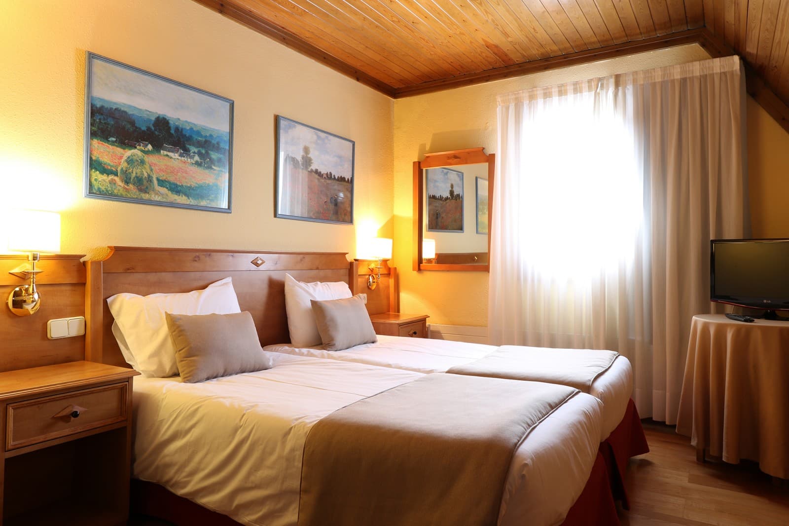 RV Hotels Tuca