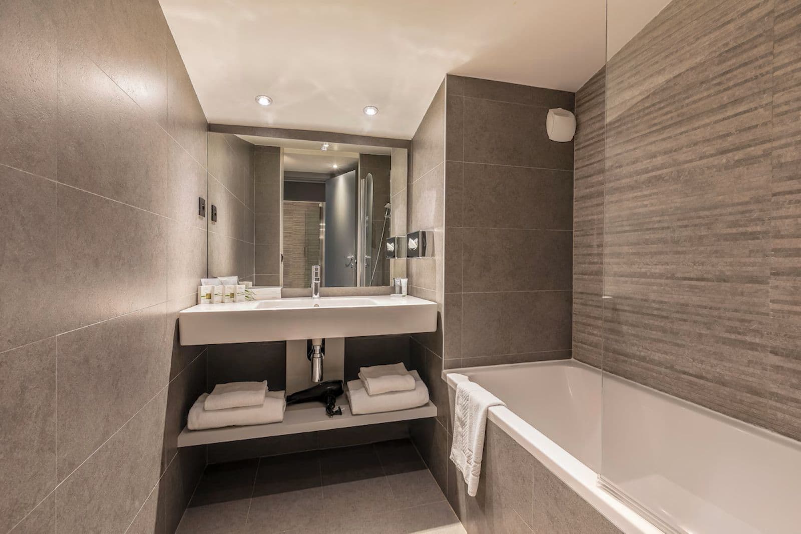 Chalet Hotel Le Prieuré & Spa, imagem 7