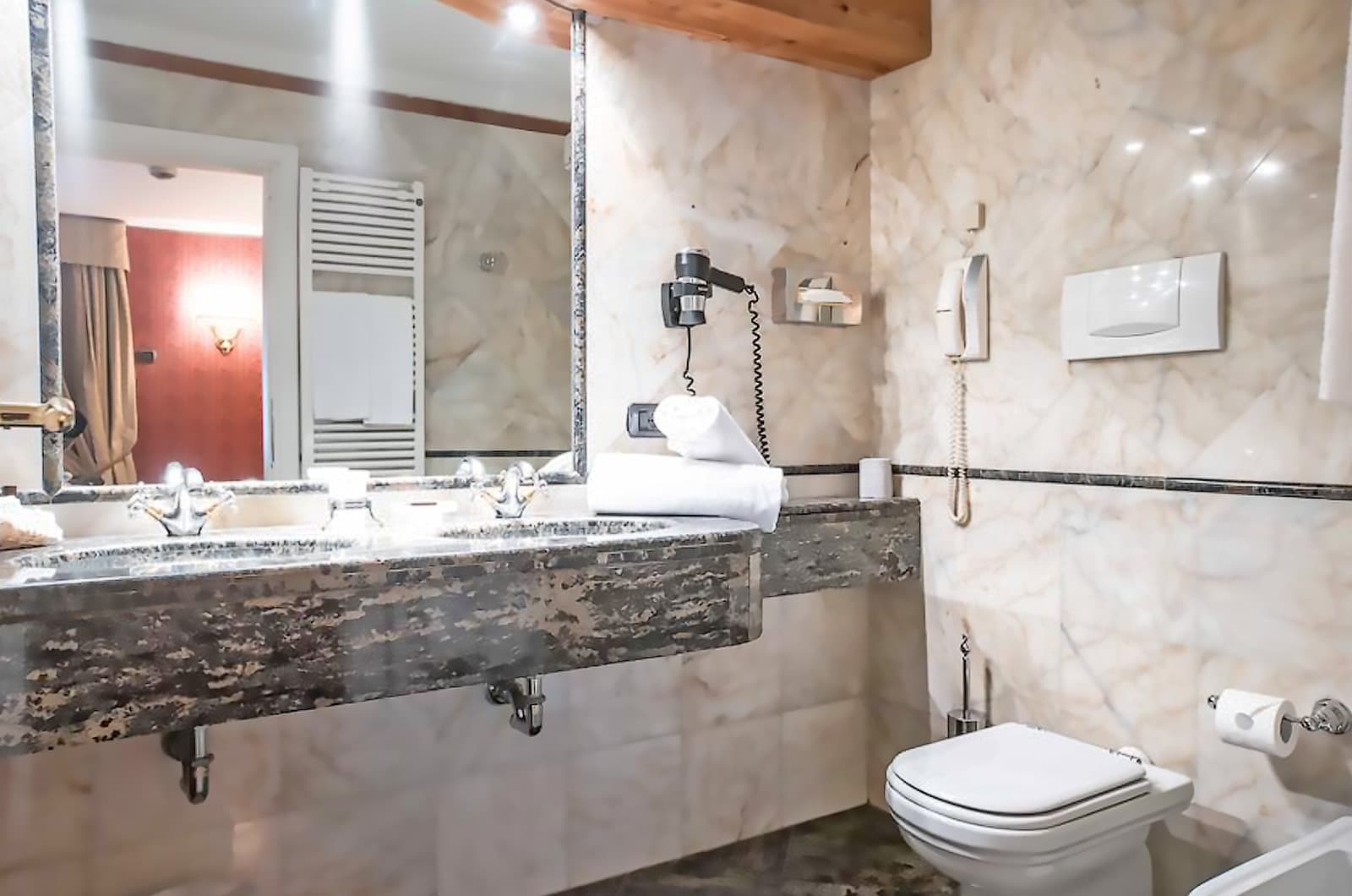 Hotel Bucaneve, imagem 7